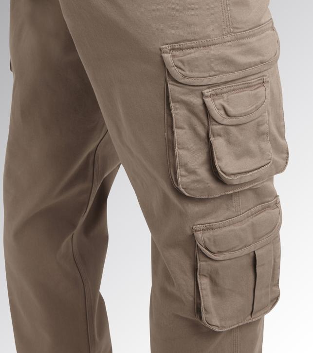 Pantaloni foto 4