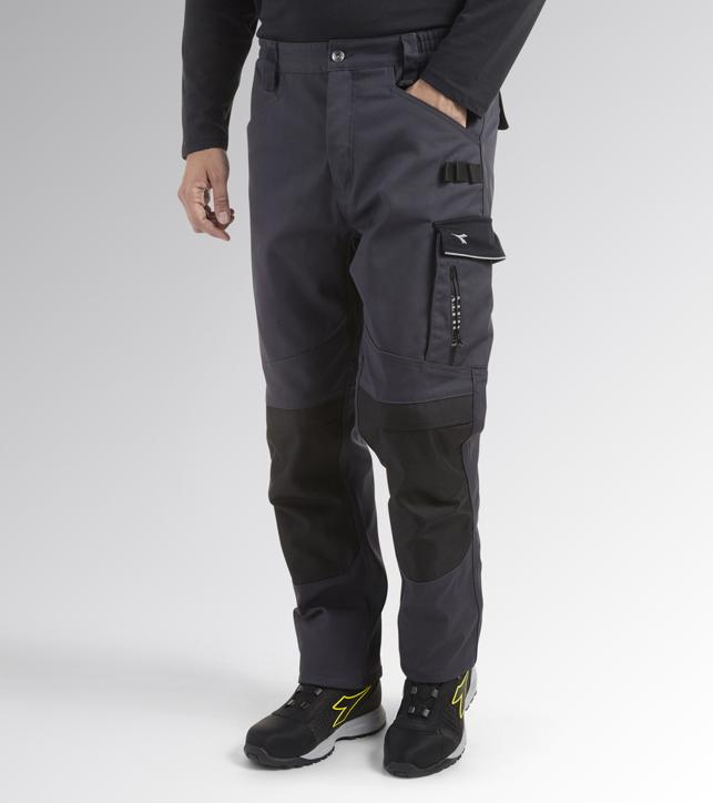 Pantaloni foto 2