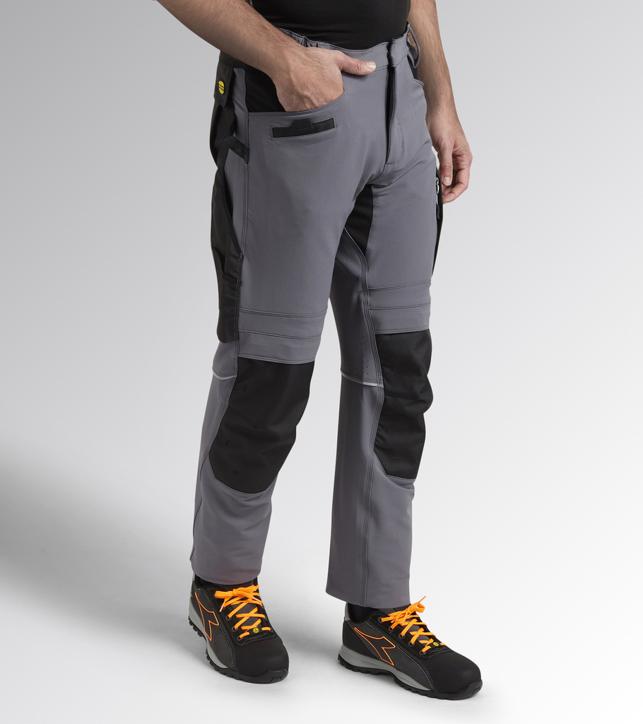 Pantaloni 702.175554