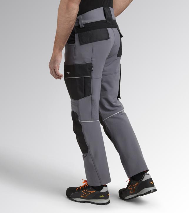 Pantaloni foto 2