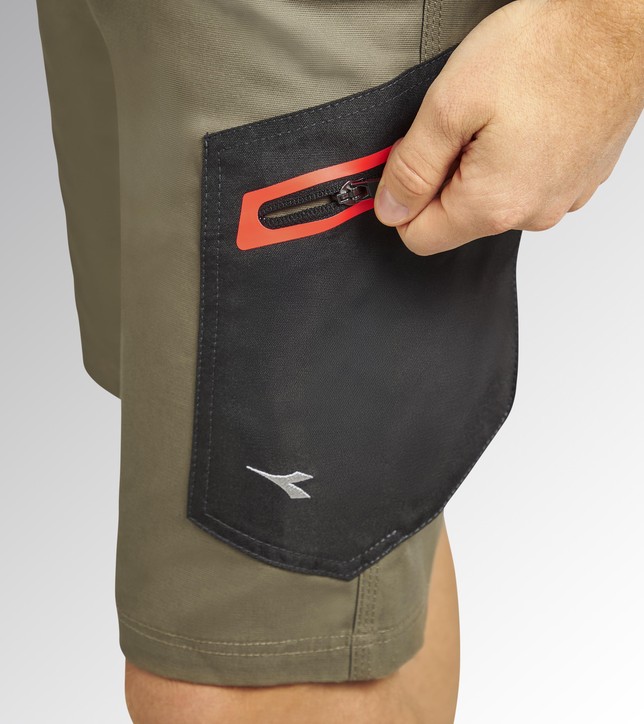 Pantaloni foto 4
