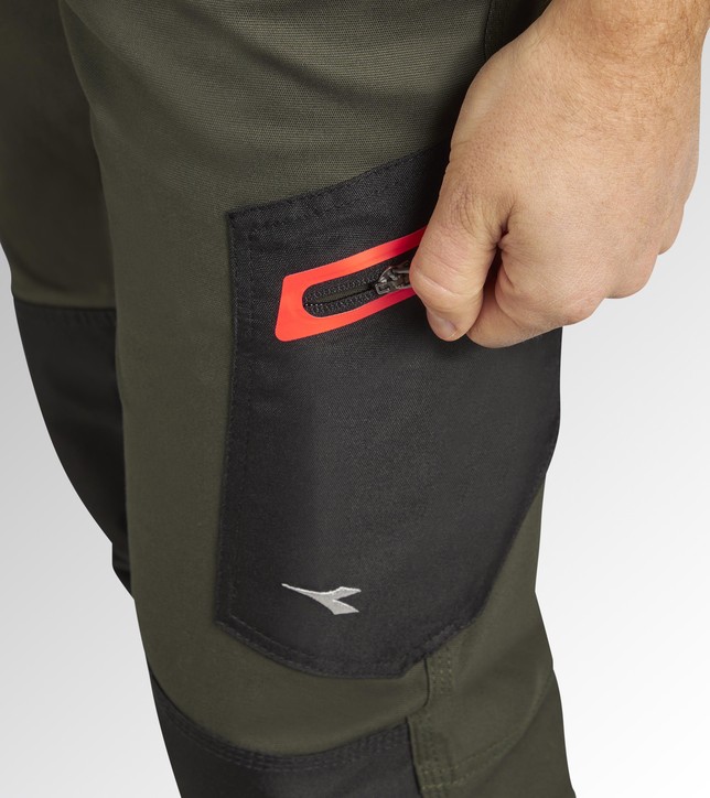 Pantaloni foto 4